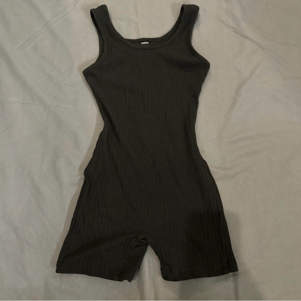 Black Ribbed Sleeveless bodysuit